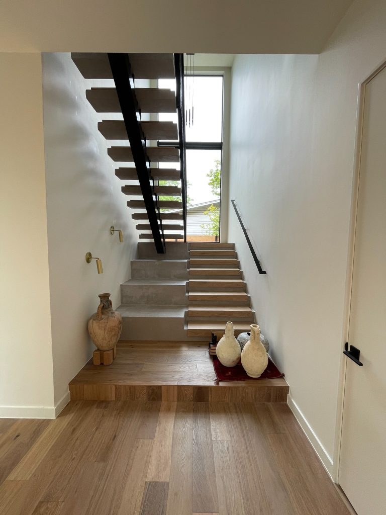 Modern staircase with decorative items